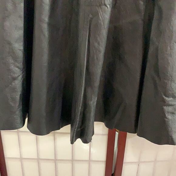 LEATHER‎ LONG SWING SKIRT SIZE 8 - Picture 4 of 9